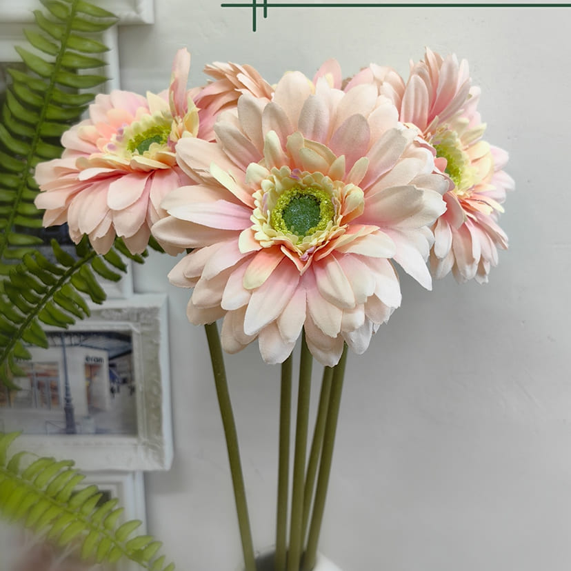 Искусственные цветы на могилу в Димитровграде | Цветок искусственный «Гербера», молочно-розовая, одиночный